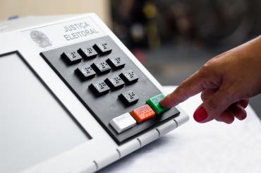 Vote machine